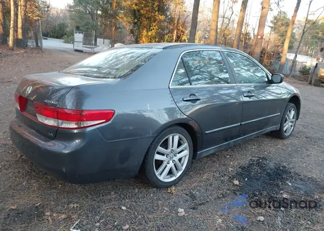2003 Honda Accord 2.4 Lx z USA, uszkodzony, nr VIN 1HGCM56393A085016